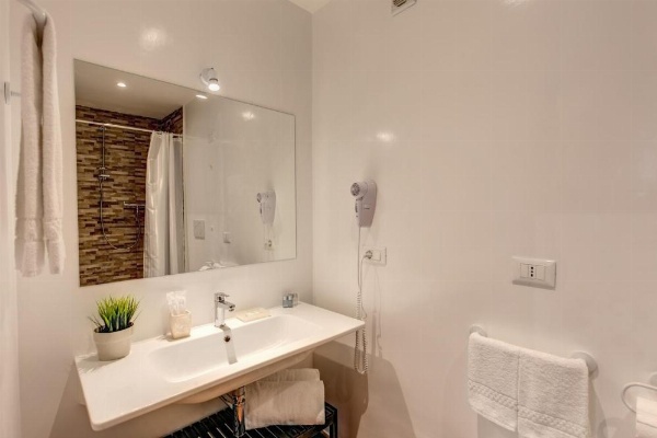 Piccolo Trevi Suites image 17